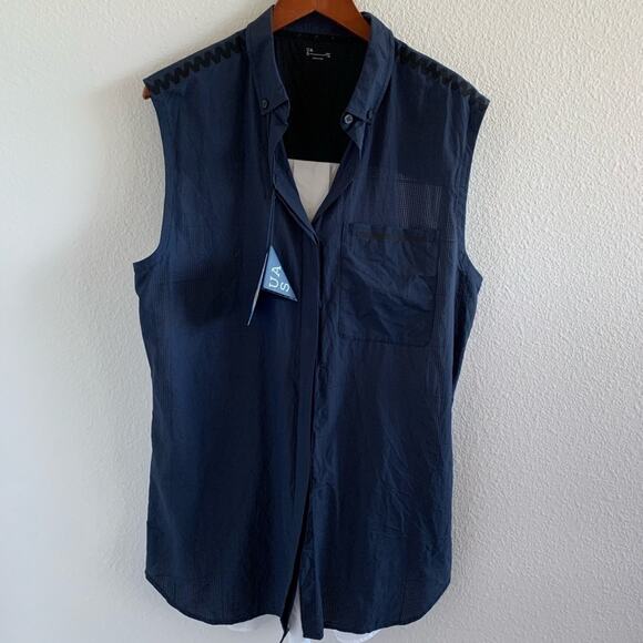 NWT Under Armour Navy Tank Shirt Active Coach Hiking Fishing Outdoor Large - Picture 1 of 4